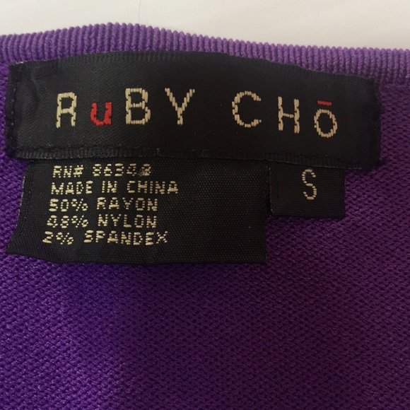 Purple sweater . Sz S . Beaded/sequins Vneck - Picture 16 of 16